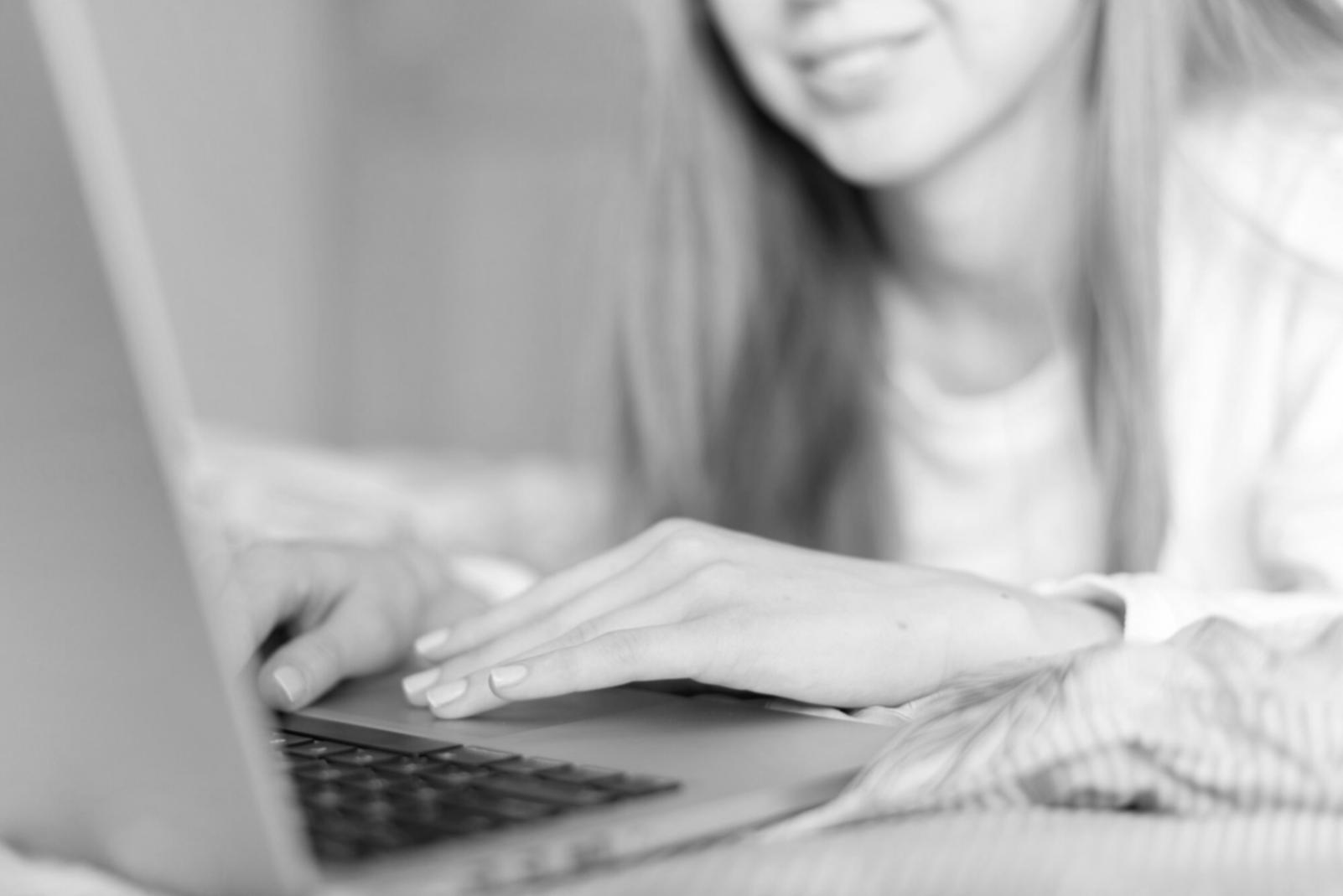 Session de travail collaboratif sur des projets de communication financière